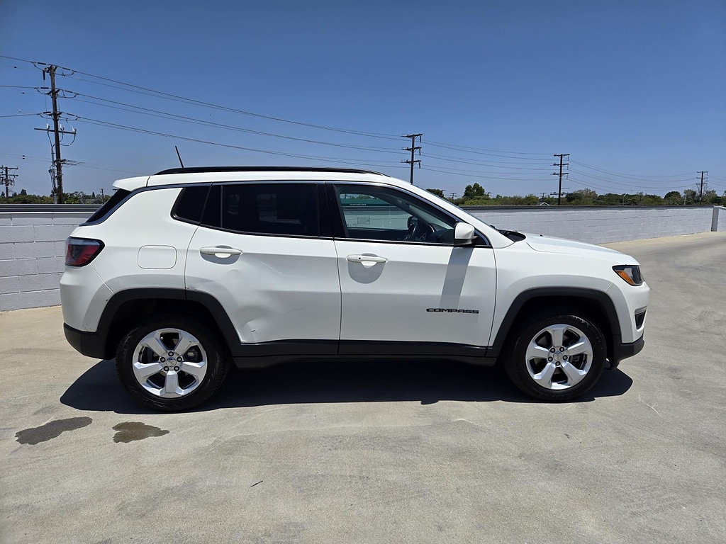 Used 2018 Jeep Compass Latitude SUV