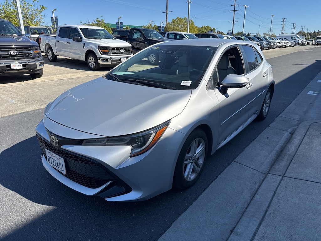 Used 2019 Toyota Corolla Hatchback SE Hatchback