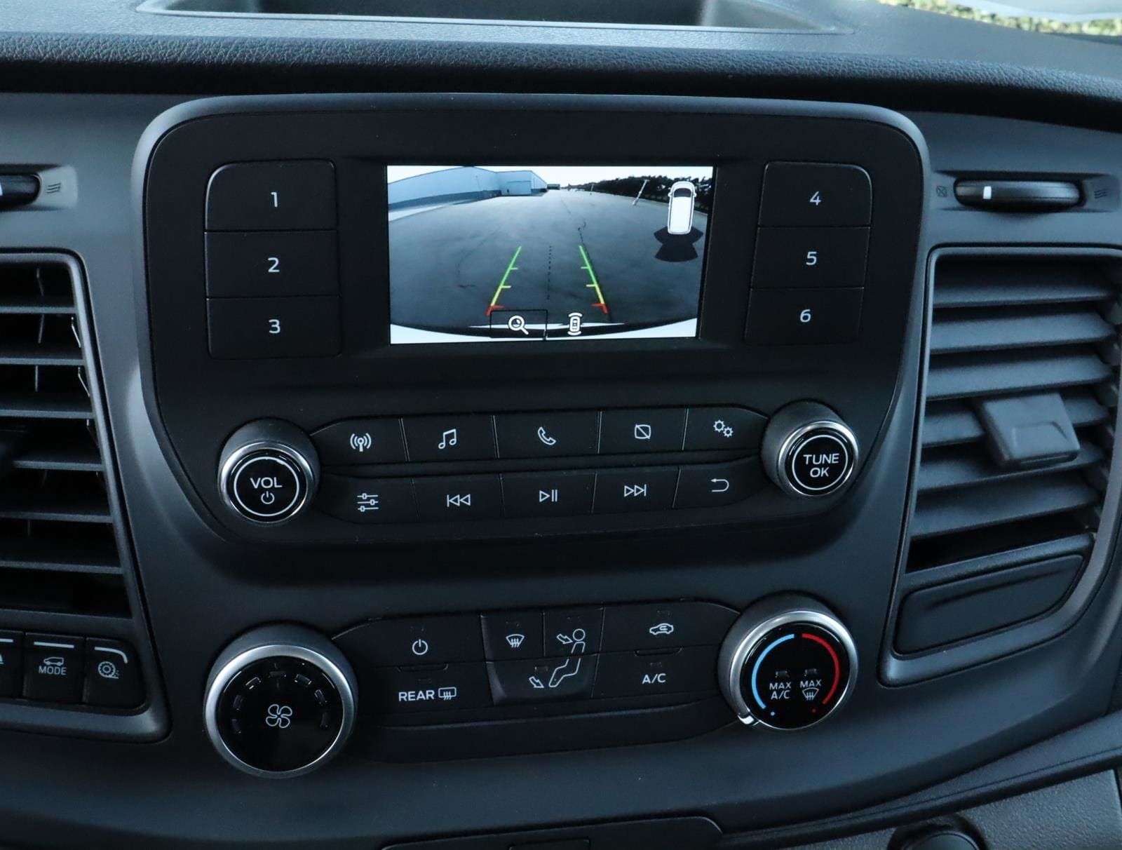2024 Ford Transit 250