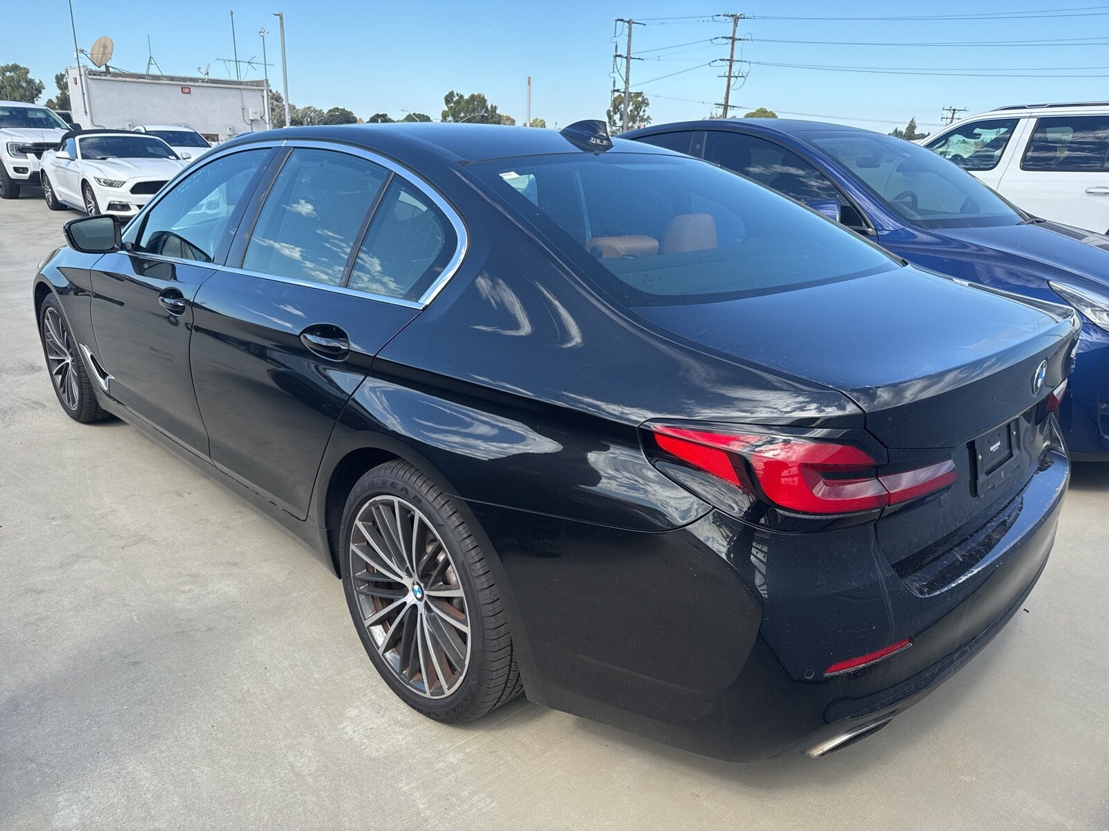 2023 Bmw 530i photo 2