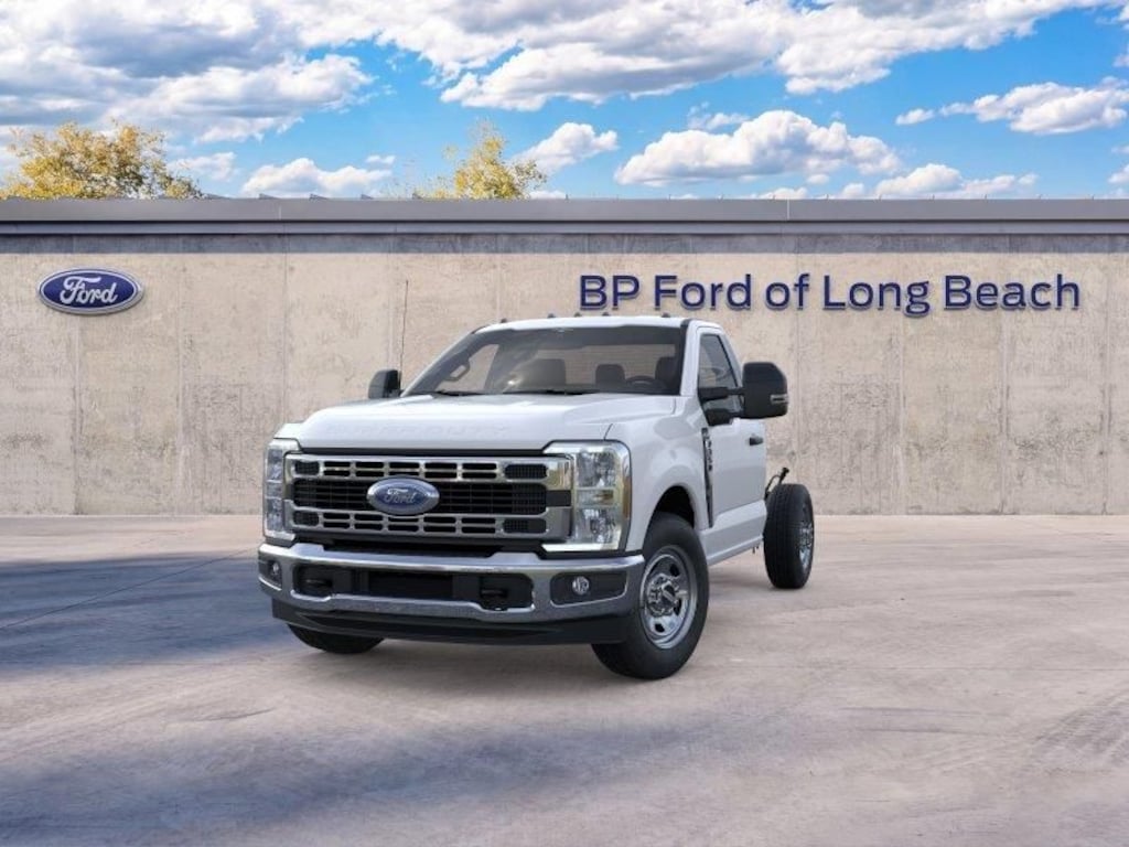 New 2026 Ford F-350SD XL Chassis