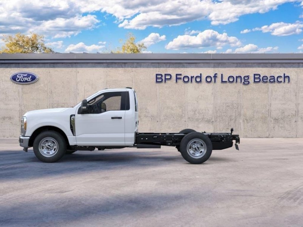 New 2026 Ford F-350SD XL Chassis