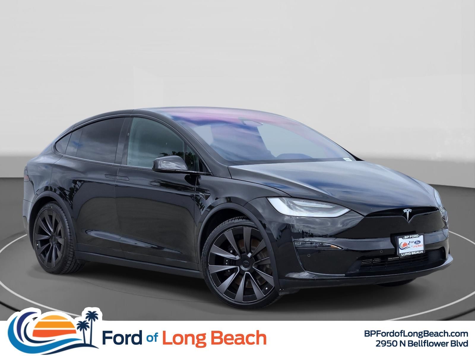 2022 Tesla Model X Plaid's photo