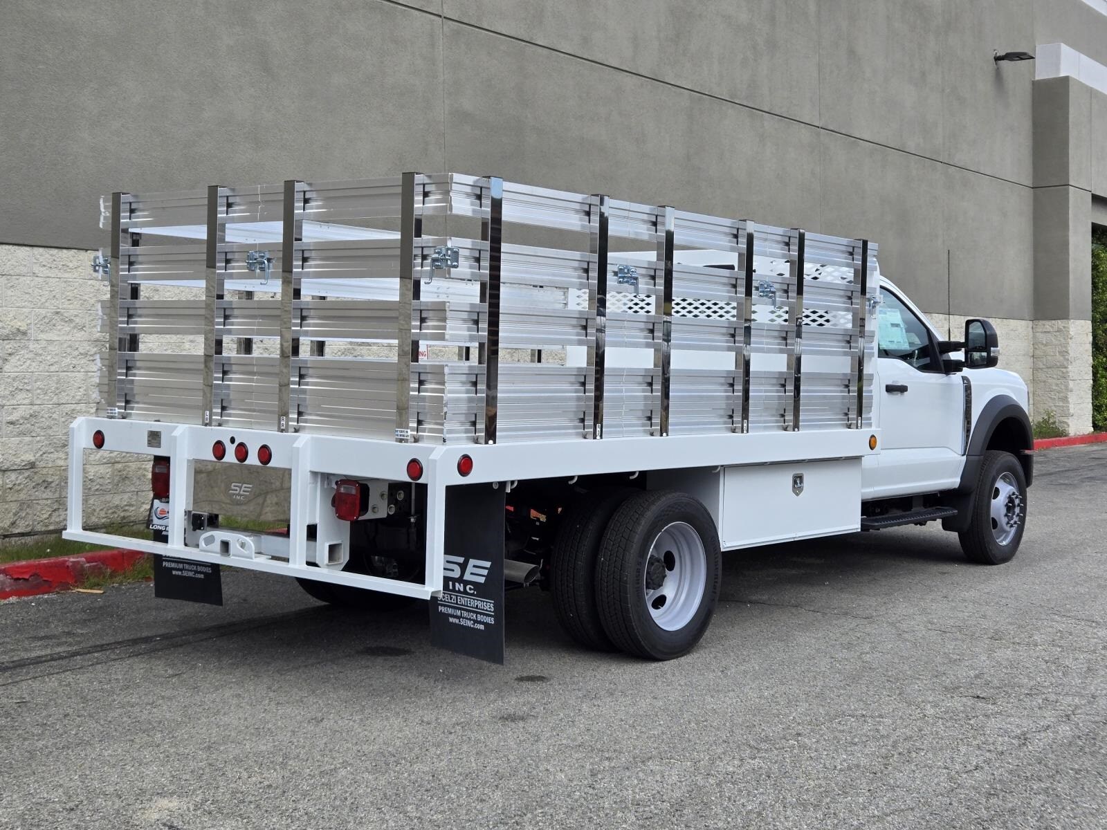 2024 Ford F-450 XL photo 4