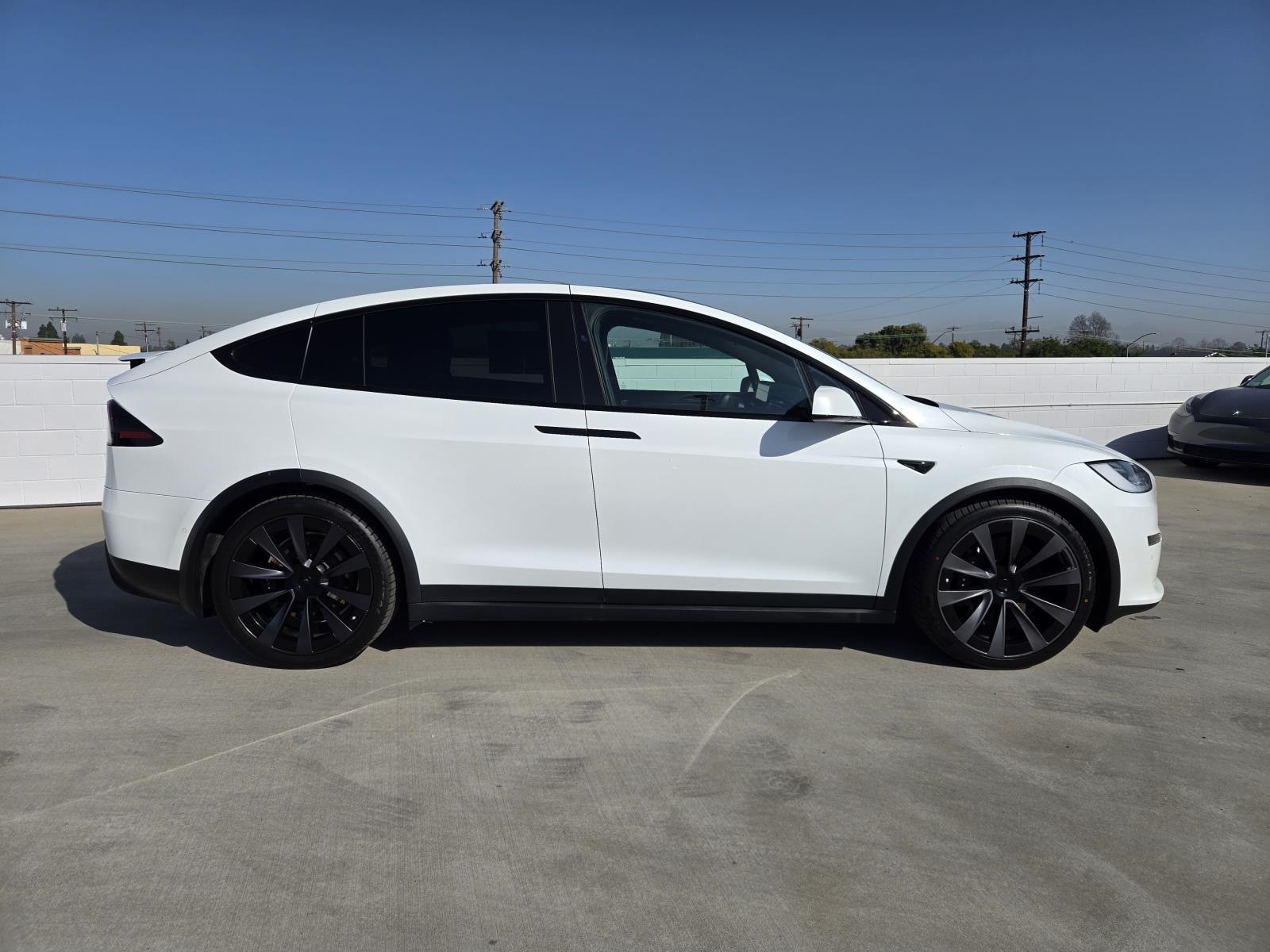 Used 2022 Tesla Model X Plaid with VIN 7SAXCBE62NF356265 for sale in Long Beach, CA