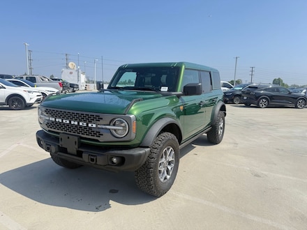 2025 Ford Bronco Badlands SUV