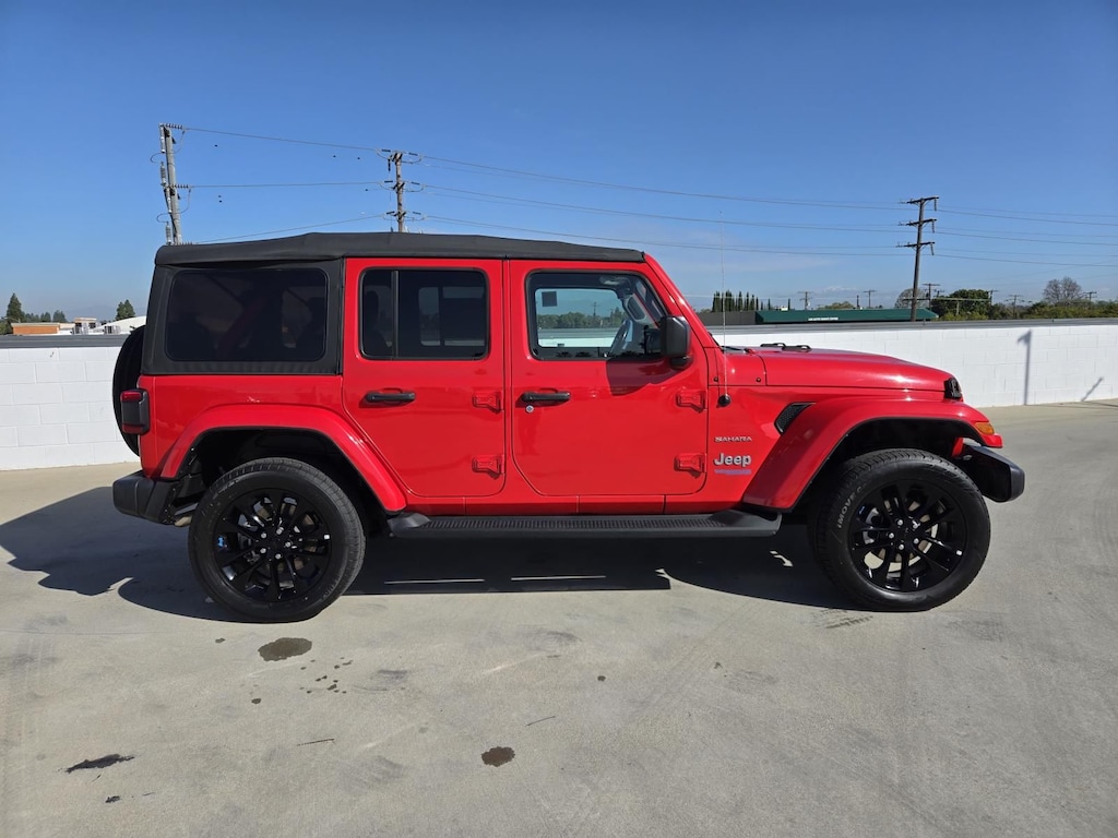 Used 2022 Jeep Wrangler Unlimited Sahara 4xe SUV