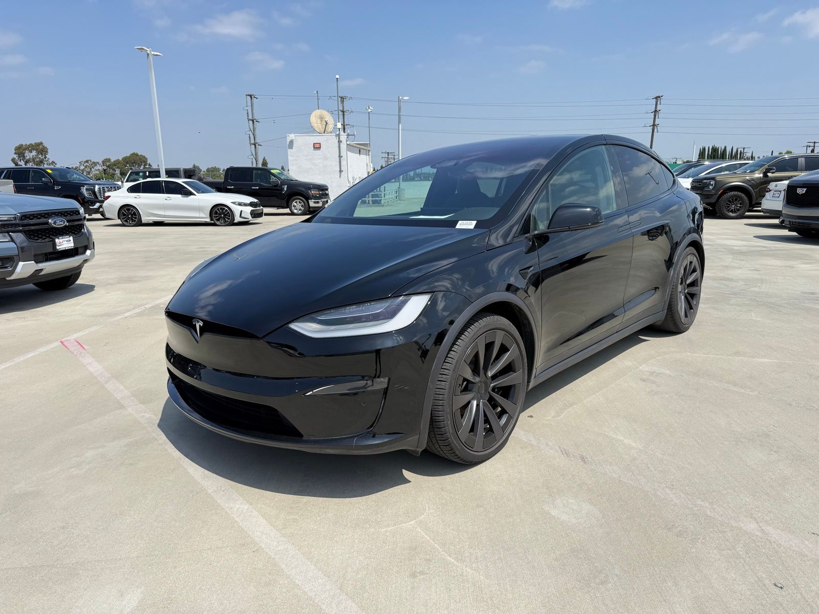 2022 Tesla Model X Plaid's photo