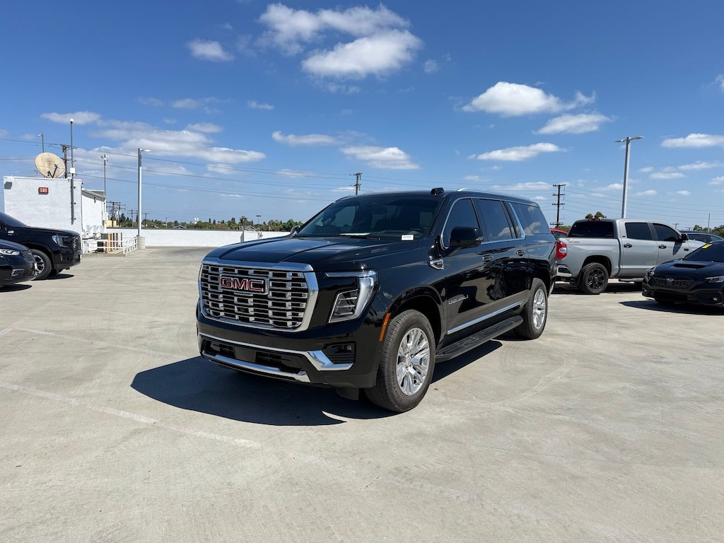 Used 2025 GMC Yukon XL Denali SUV