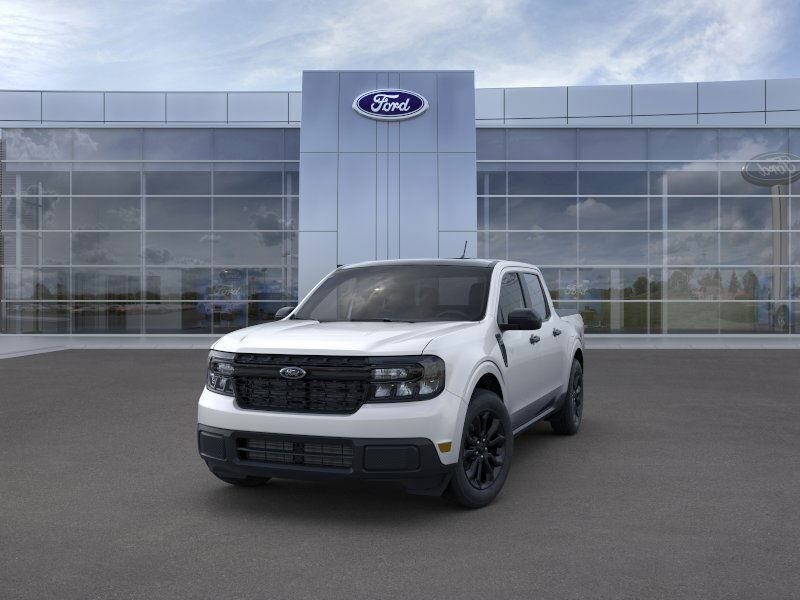 2024 Ford Maverick XLT photo 2