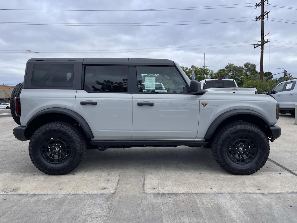 New 2026 Ford Bronco Badlands SUV