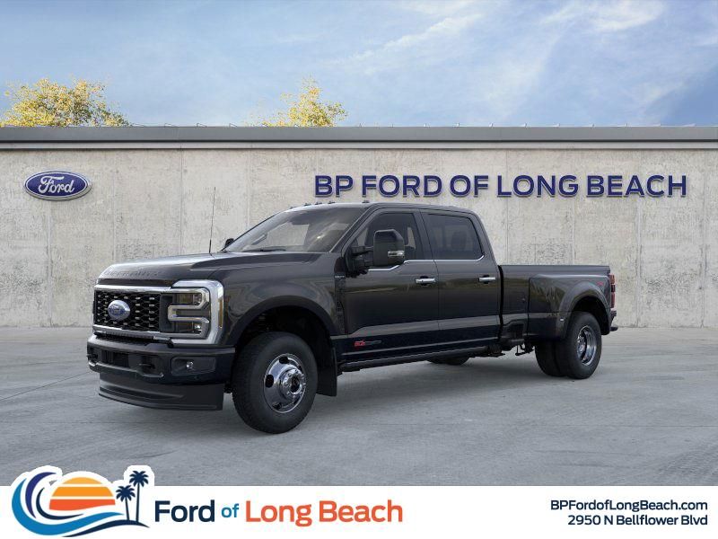 2026 Ford F-350 Platinum 4x4 Crew Cab 8' Box DRW's photo