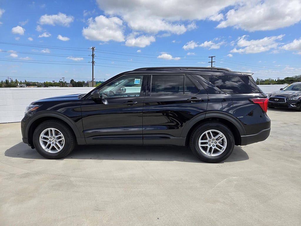 2026 Ford Explorer Active - Photo 7