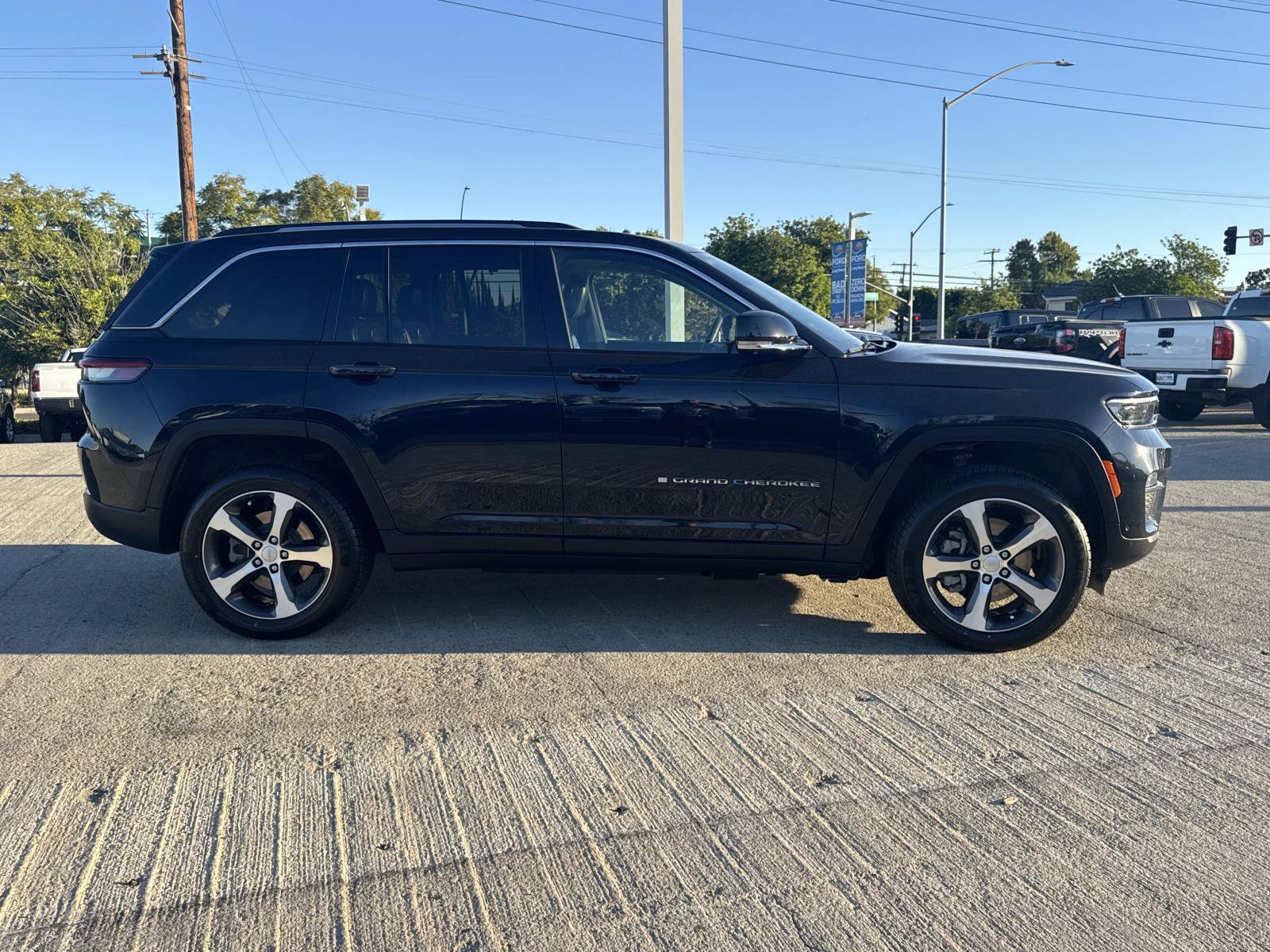 Used 2023 Jeep Grand Cherokee 4xe SUV