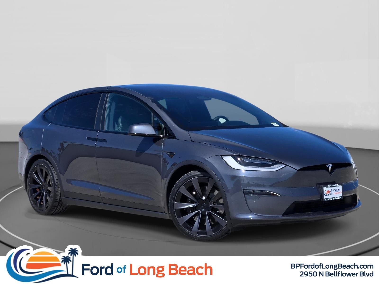 2022 Tesla Model X Long Range's photo