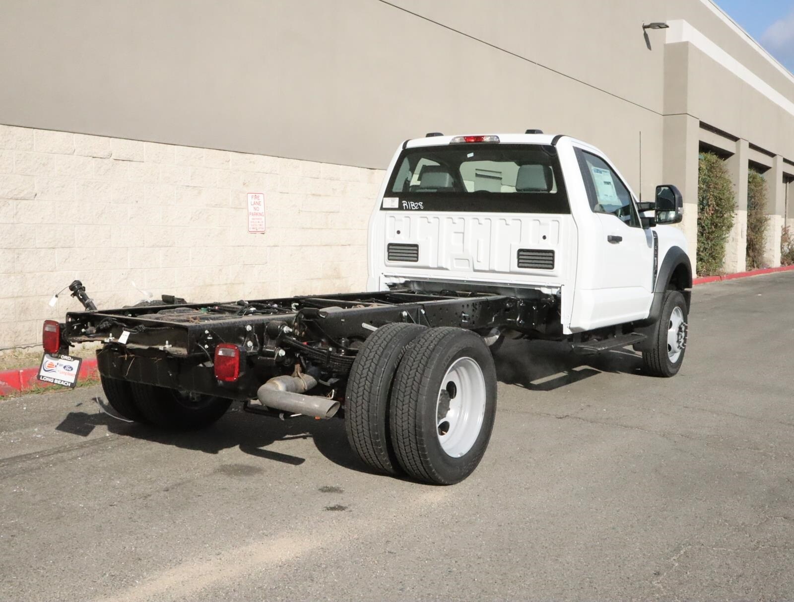 2024 Ford F-550 photo 4