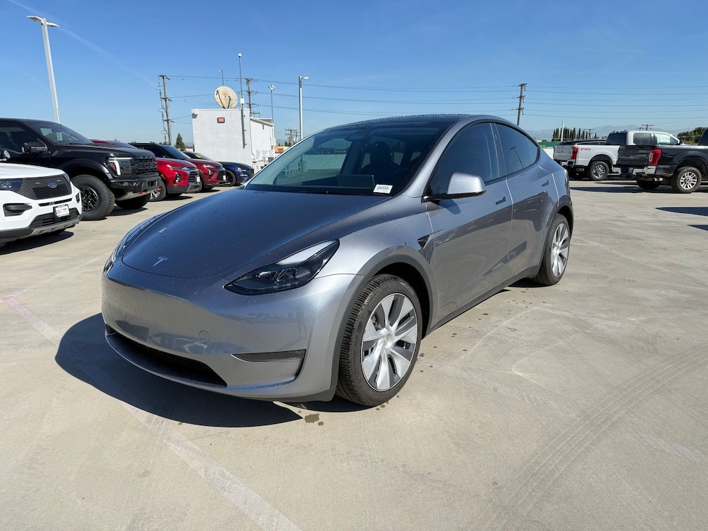 Used 2024 Tesla Model Y Long Range SUV