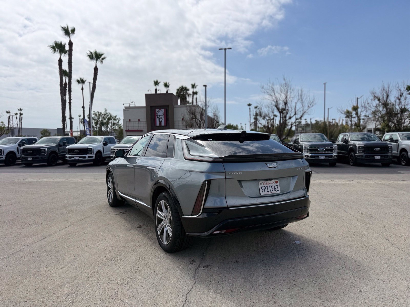 Used 2024 Cadillac LYRIQ Tech with VIN 1GYKPMRL9RZ142276 for sale in Long Beach, CA