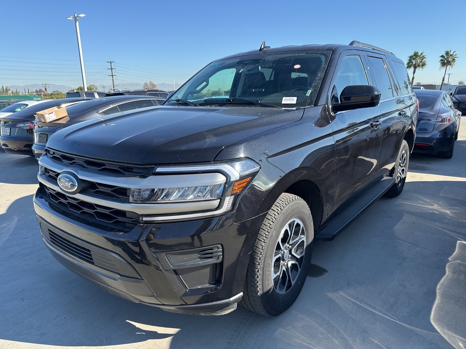 2024 Ford Expedition XLT's photo