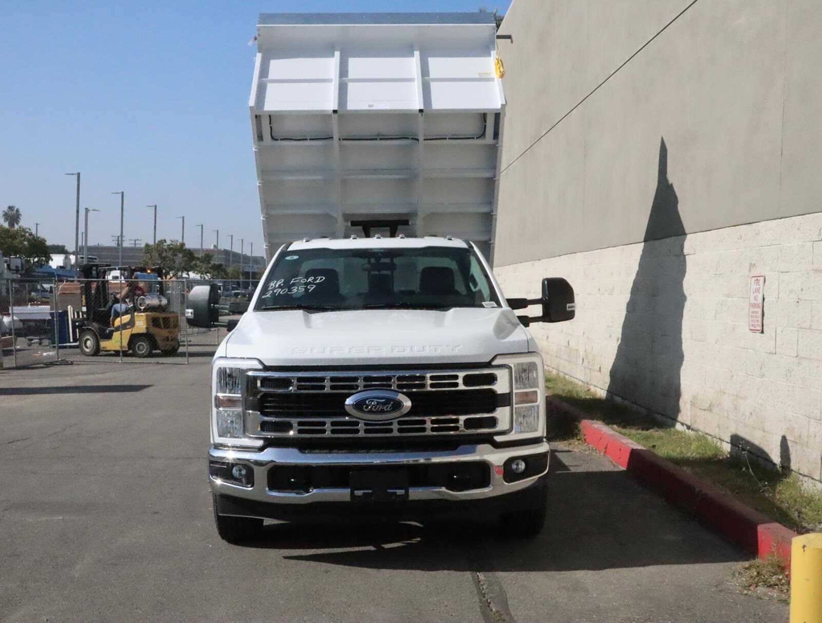 2024 Ford F-350 XL photo 3