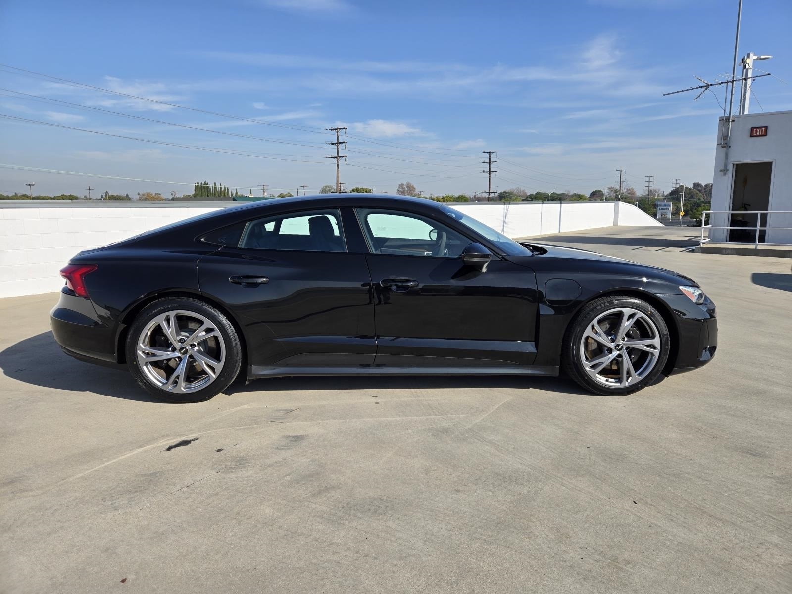 Used 2022 Audi e-tron GT Premium Plus with VIN WAUFJBFW9N7011122 for sale in Long Beach, CA