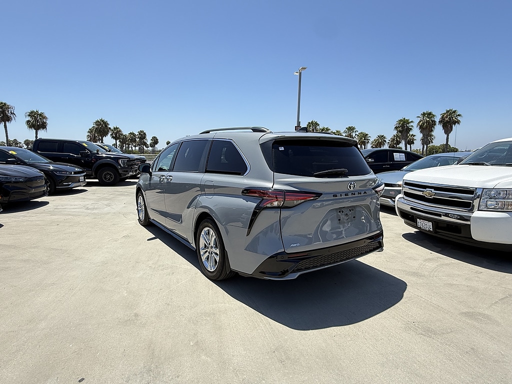 Used 2023 Toyota Sienna XSE 7-Passenger