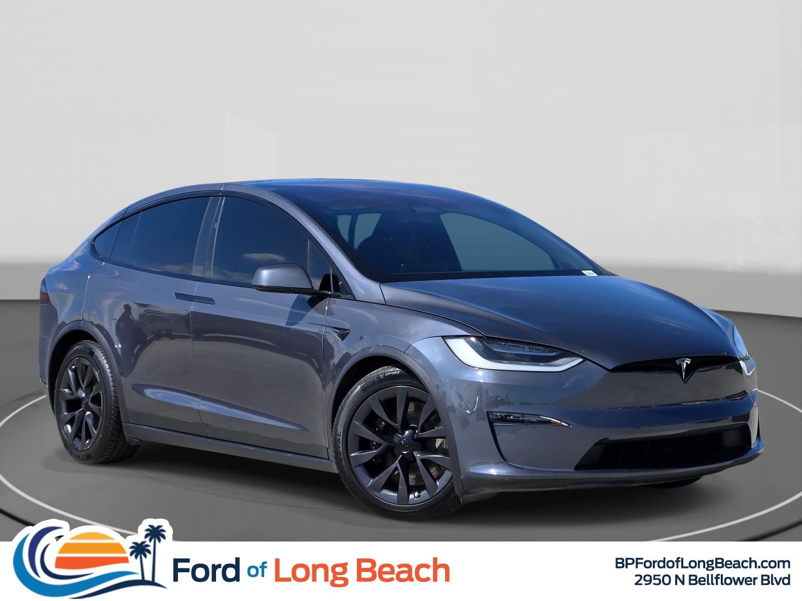 2022 Tesla Model X Plaid's photo