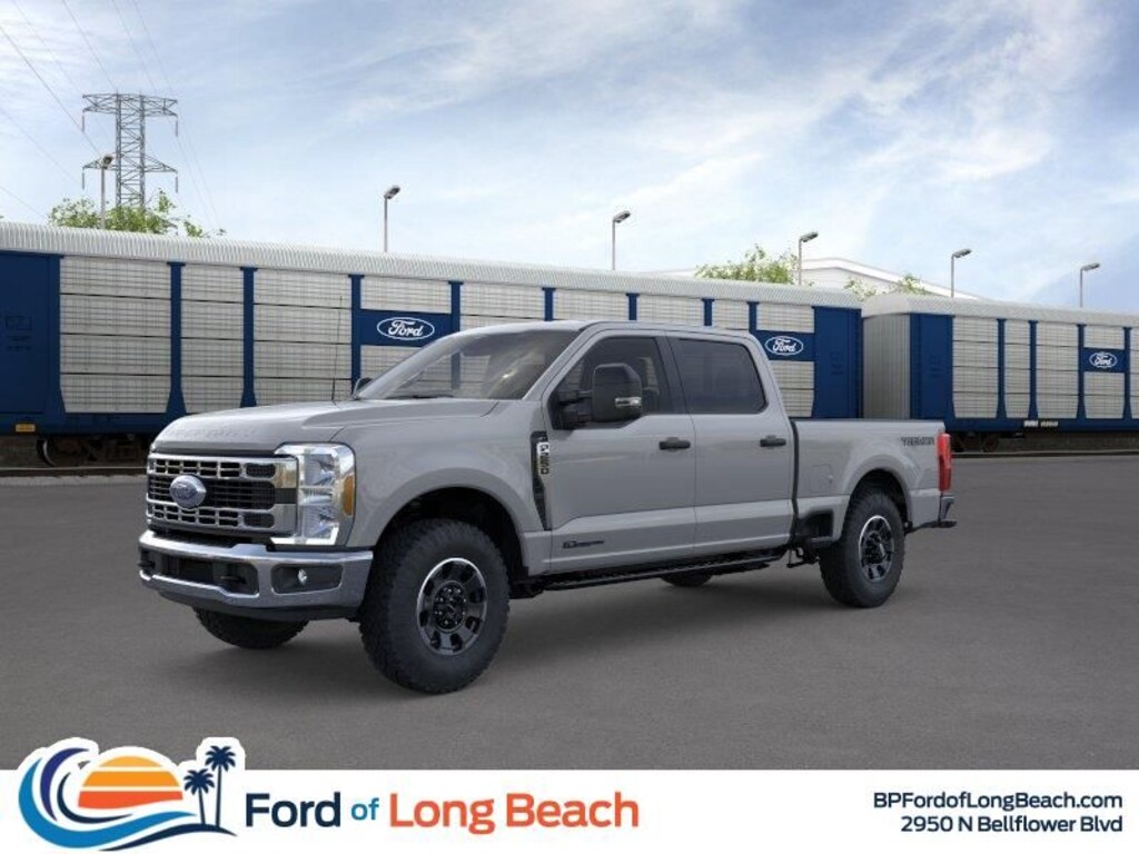 New 2026 Ford F-250SD XLT Truck Crew Cab