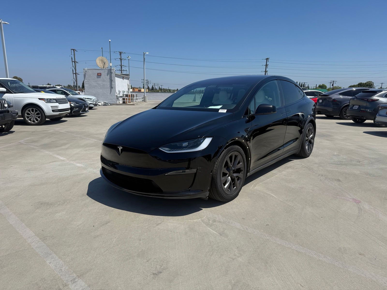 2024 Tesla Model X Long Range's photo