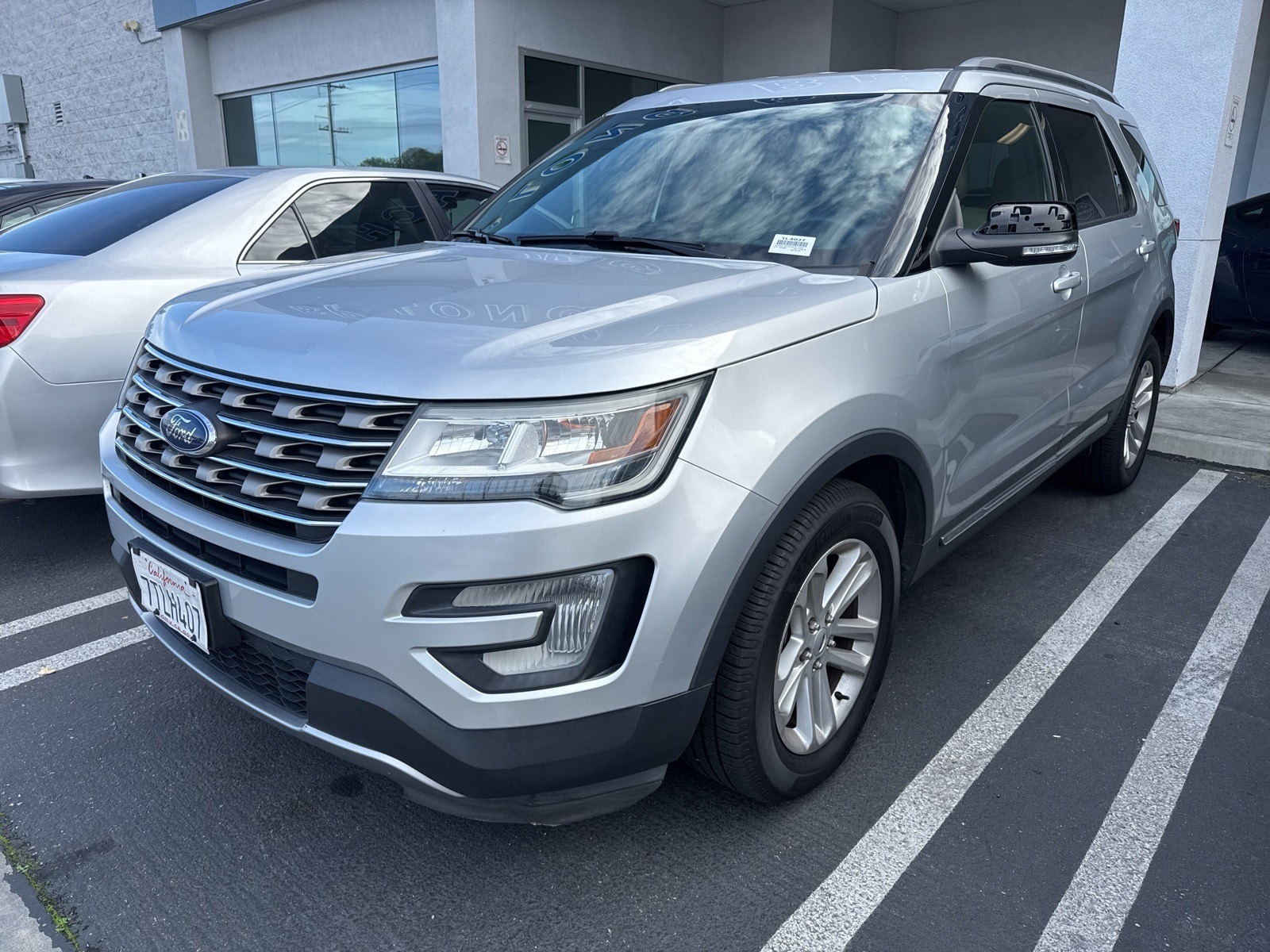 2016 Ford Explorer XLT's photo