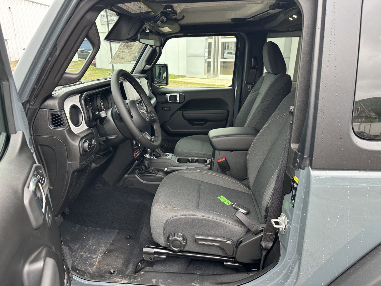 2025 Jeep Wrangler 2-Door Willys - Photo 10