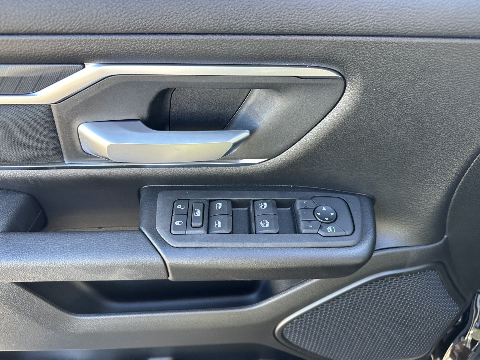 2026 RAM 1500 Big Horn/Lone Star - Photo 6