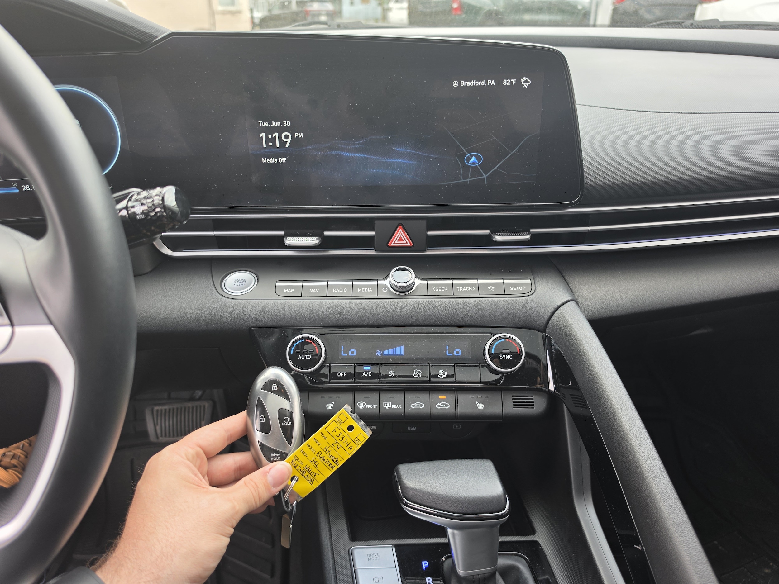 2024 Hyundai Elantra SEL - Photo 10