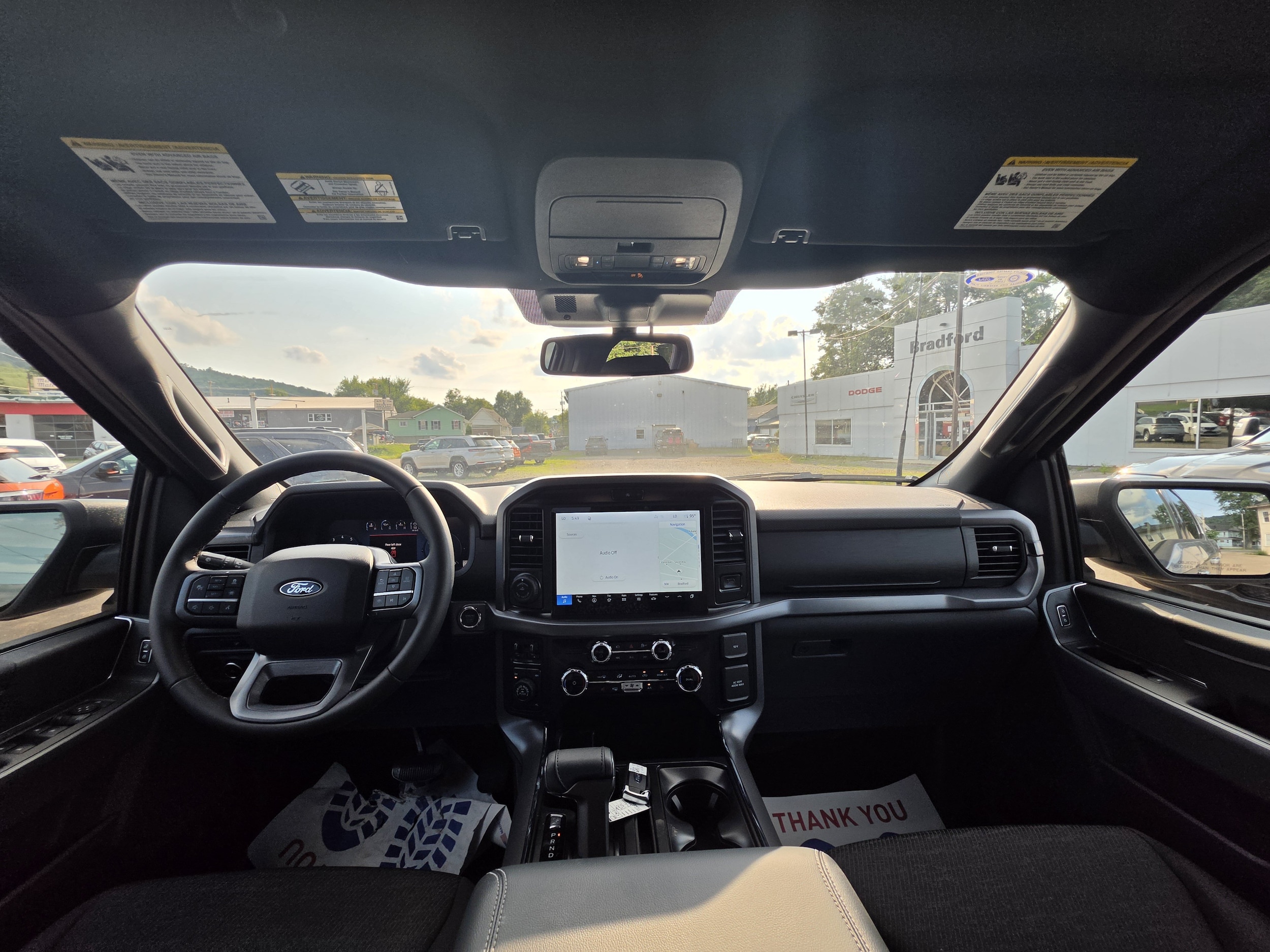 2026 Ford F-150 XLT - Photo 13