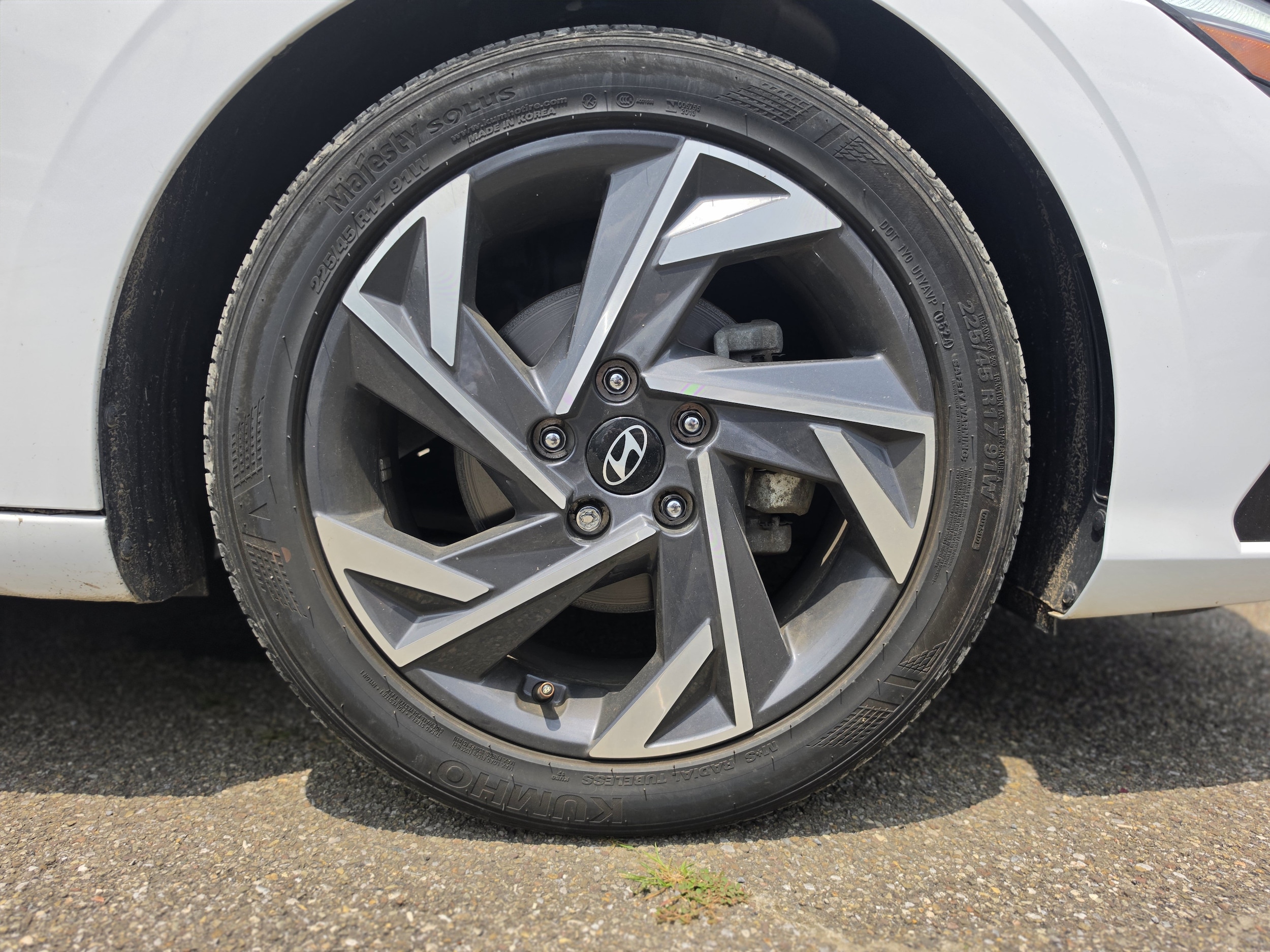 2024 Hyundai Elantra SEL - Photo 14