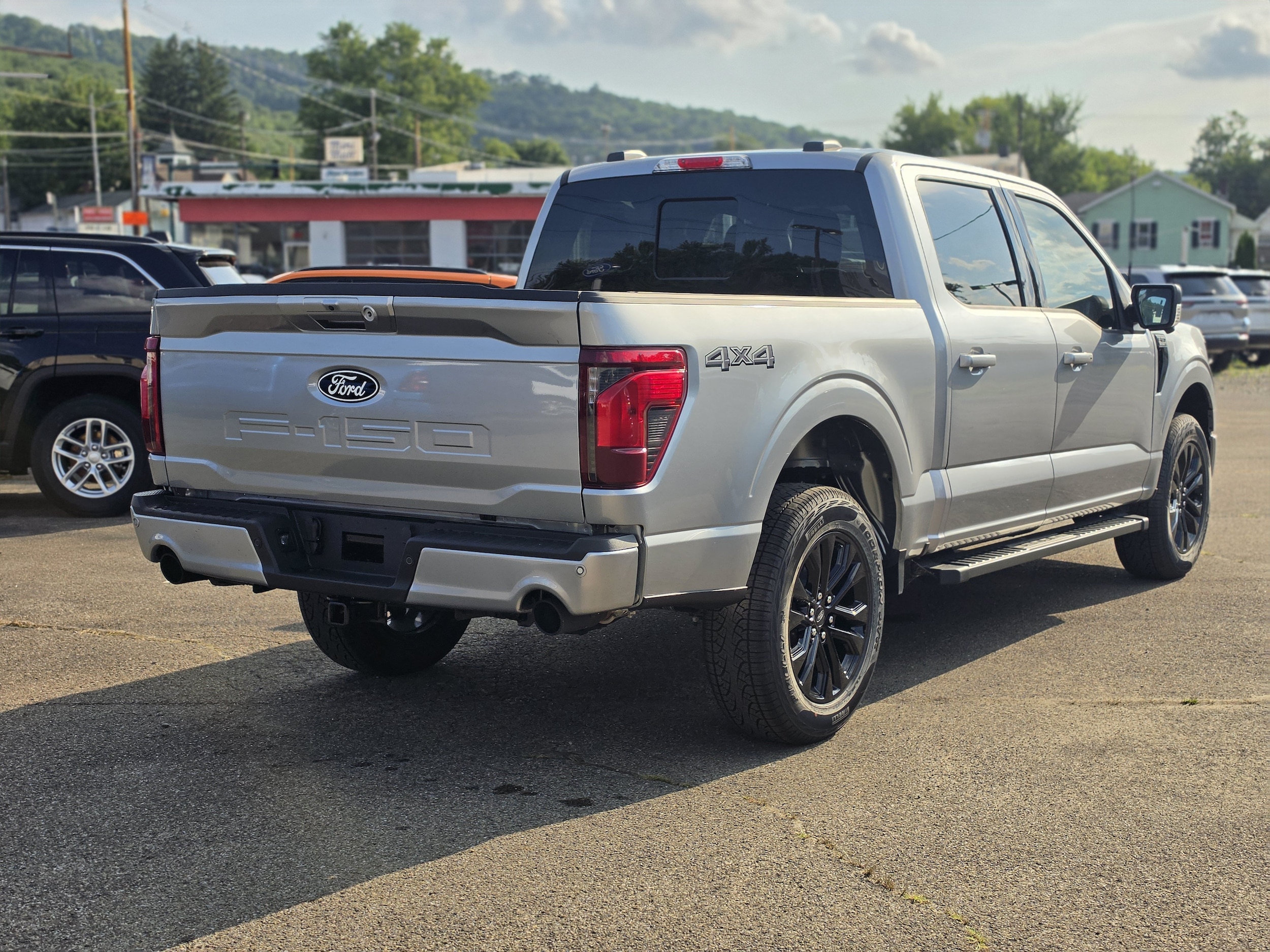 2026 Ford F-150 XLT - Photo 9