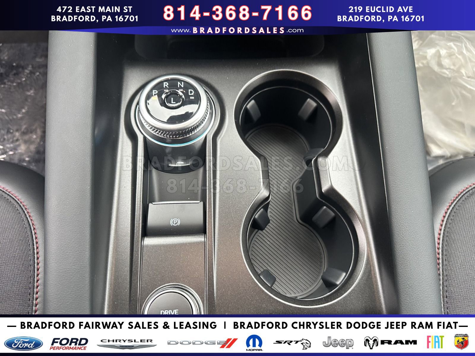 2026 Ford Explorer ST-Line - Photo 12