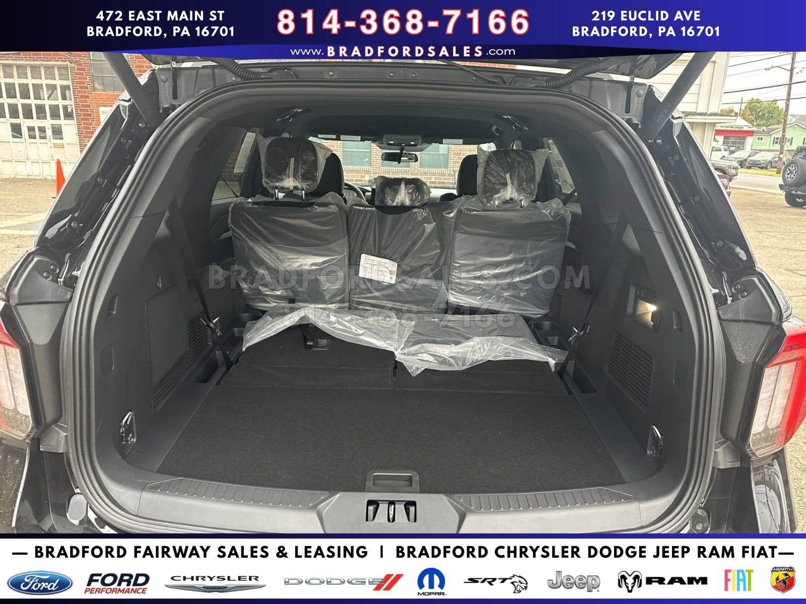 2026 Ford Explorer ST-Line - Photo 6