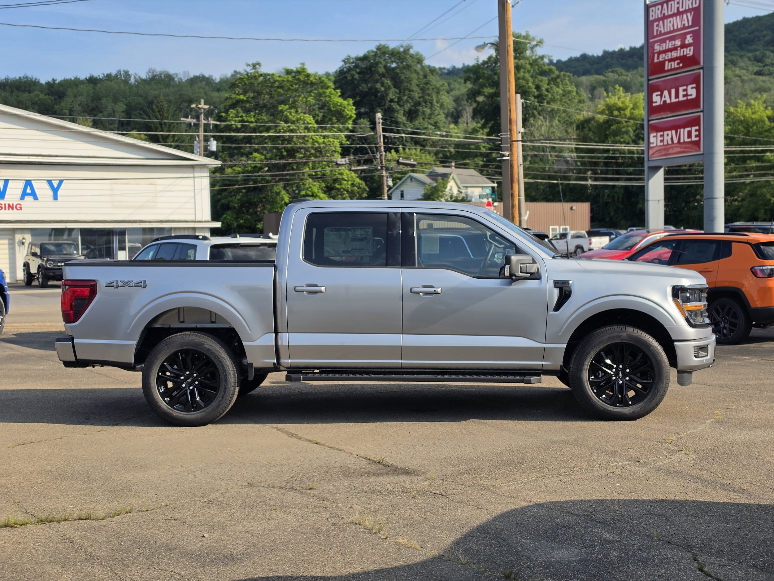 2026 Ford F-150 XLT - Photo 6