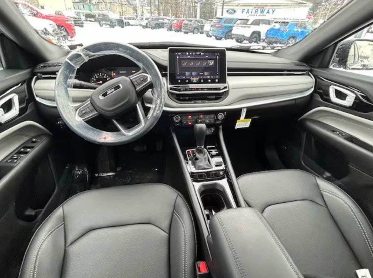  2025 jeep compass limited 4x4