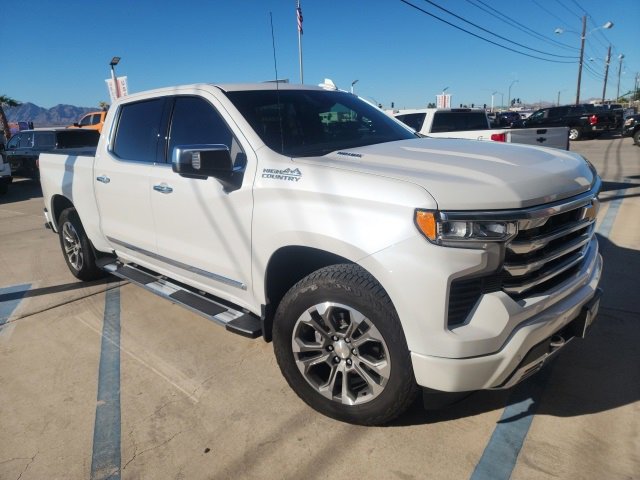 2023 Chevrolet Silverado 1500 High Country's photo
