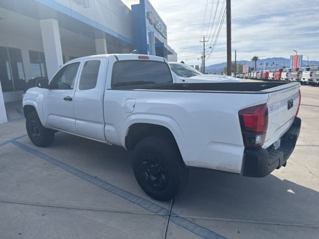 Used 2022 Toyota Tacoma SR Truck Access Cab