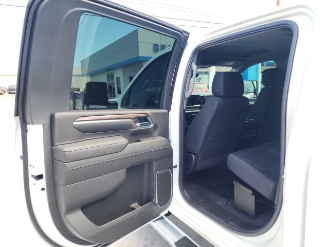 2026 Chevrolet Silverado 3500 HD LT - Photo 34