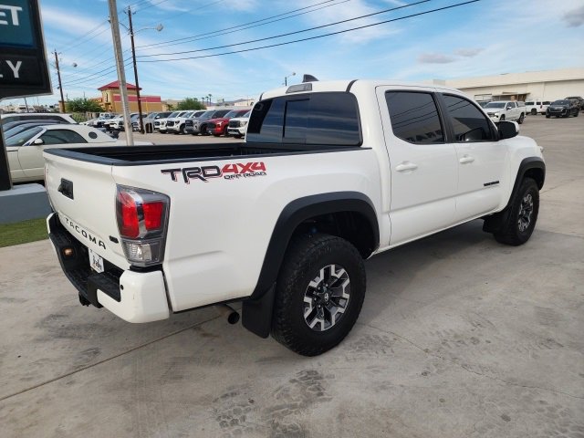 2023 Toyota Tacoma TRD SR photo 3
