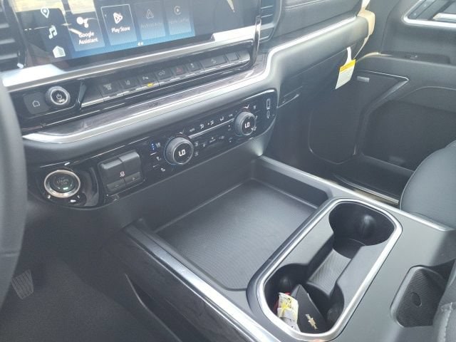 2026 Chevrolet Silverado 3500 HD LTZ - Photo 44