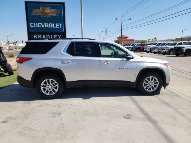 2020 Chevrolet Traverse Cloth photo 3