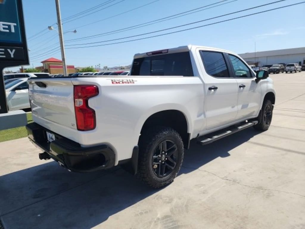 Used 2022 Chevrolet Silverado 1500 LT Trail Boss Truck Crew Cab
