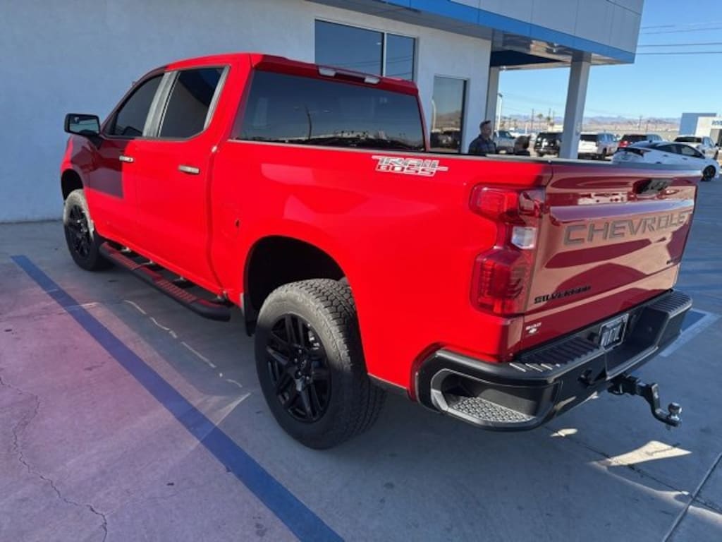 Used 2025 Chevrolet Silverado 1500 Custom Trail Boss Truck Crew Cab