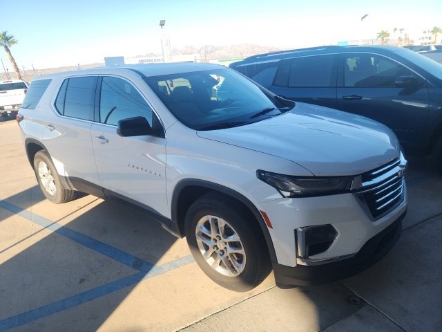 2022 Chevrolet Traverse LS's photo