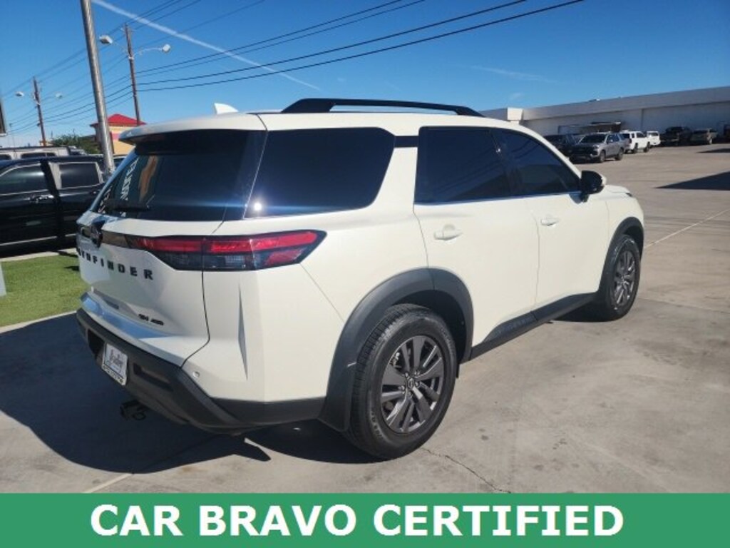 Used 2024 Nissan Pathfinder SV 4WD SUV